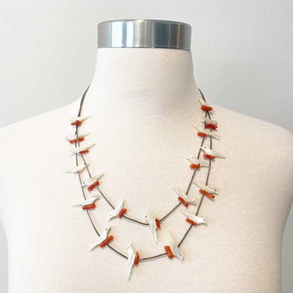 561 Vintage Zuni Carved Coral Mother of Pearl Two-strand Bird Fetish Necklace - Picture 2 of 7